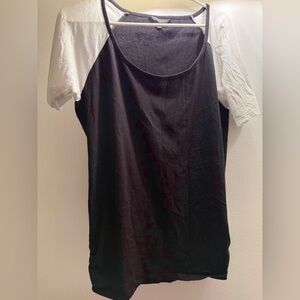 Victoria's Secret Black and White Short Sleeve Tee